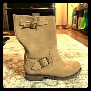 American Eagle Leather 🥾 Boots